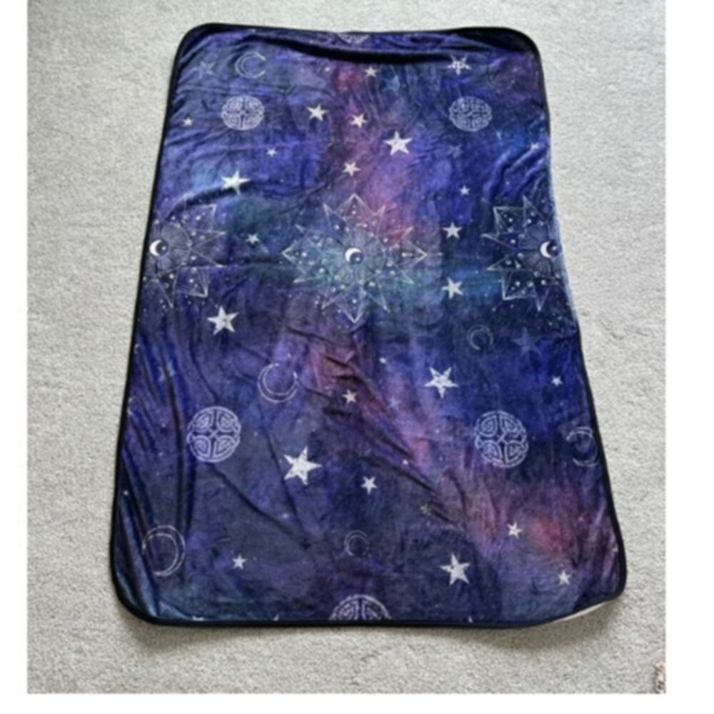 Harry Potter Accio box invisibility Throw Blanket || 8x4 EUC